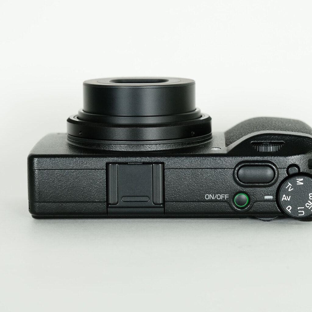 RICOH GR IIIx