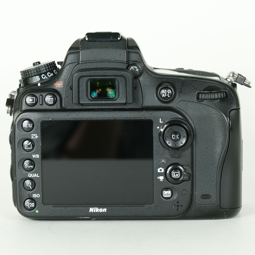 Nikon D610
