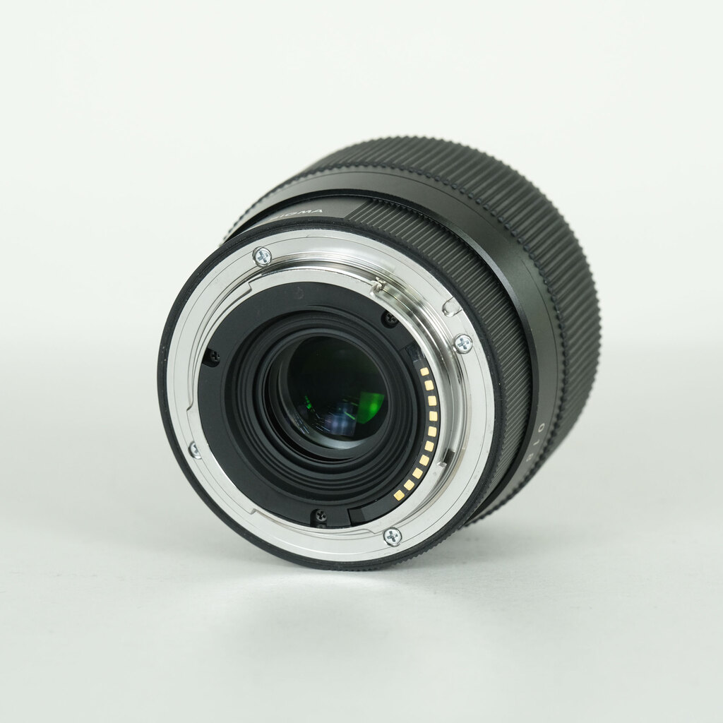 SIGMA 56mm F1.4 DC DN｜Contemporary [ソニーE用]の出品 | ONE SCENE