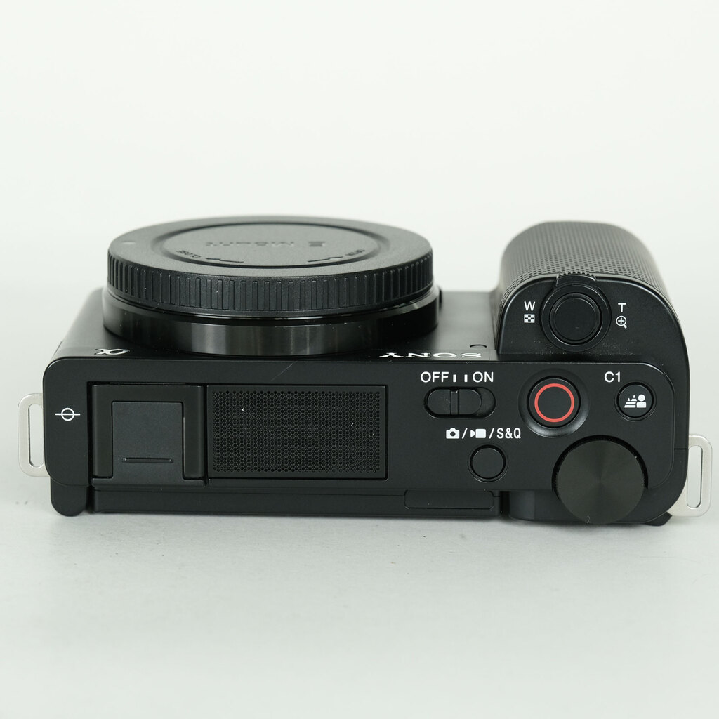 SONY VLOGCAM ZV-E10