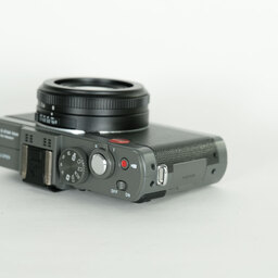 LEICA D-LUX6 G-STAR RAW エディション