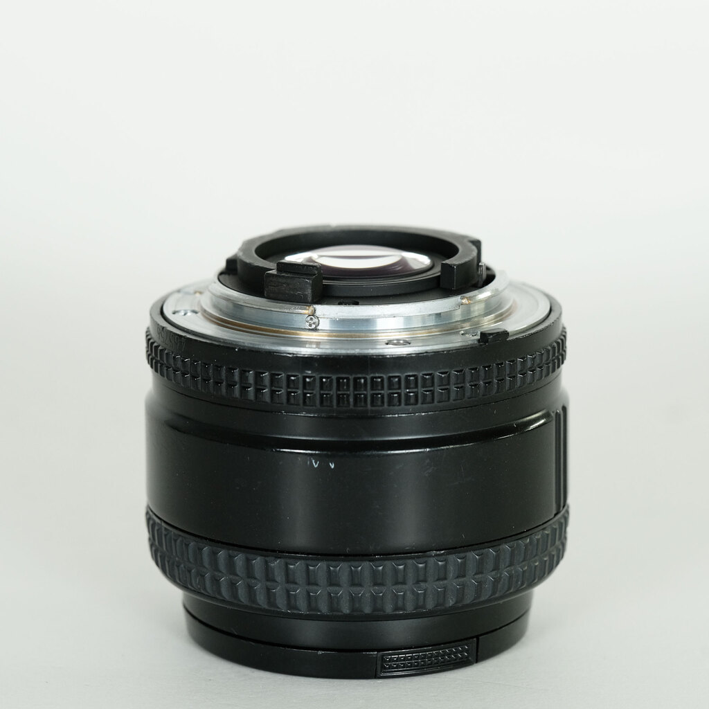 Nikon Ai AF Nikkor 24mm F2.8D