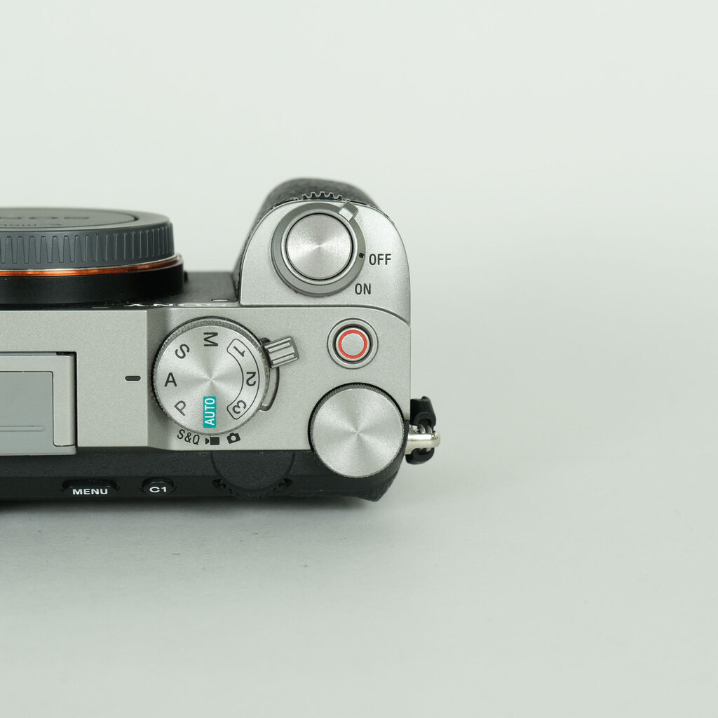 SONY α7C II(ILCE-7CM2) SONY α7C II(ILCE-7CM2)
