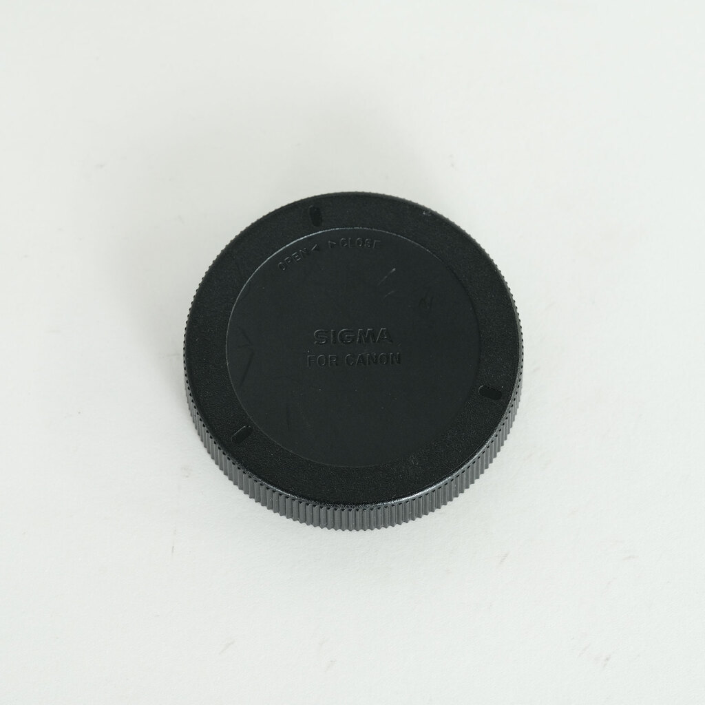 SIGMA 8-16mm F4.5-5.6DC HSM (キヤノンEF用)