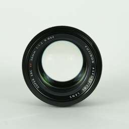 FUJIFILM XF56mmF1.2 R