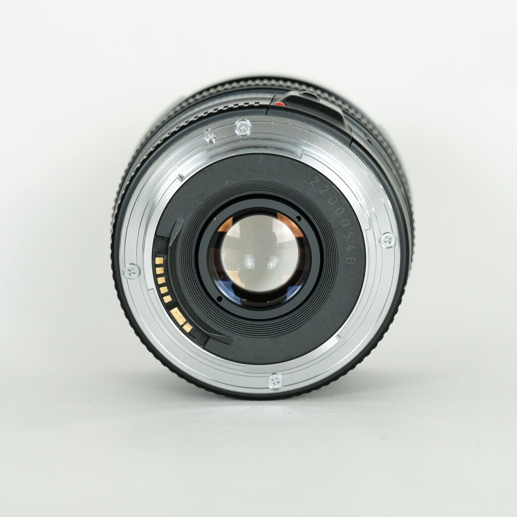 Canon EF20mm F2.8 USM