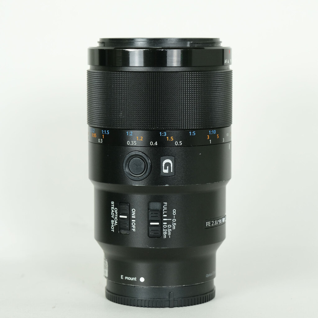 SONY FE 90mm F2.8 Macro G OSS SEL90M28G SONY FE 90mm F2.8 Macro G OSS SEL90M28G