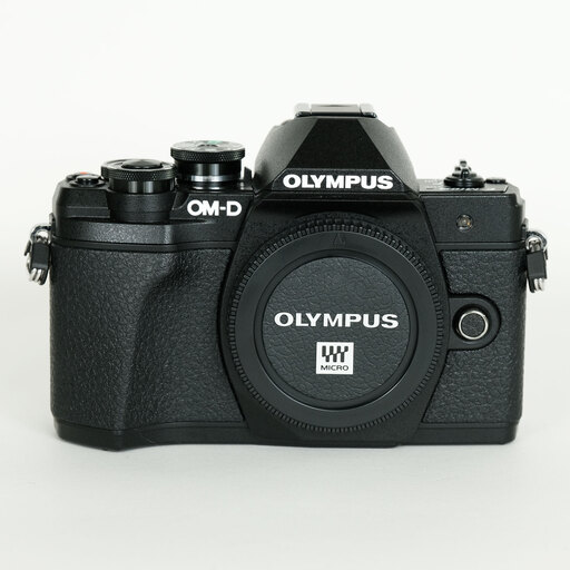 OLYMPUS OM-D E-M10 Mark III