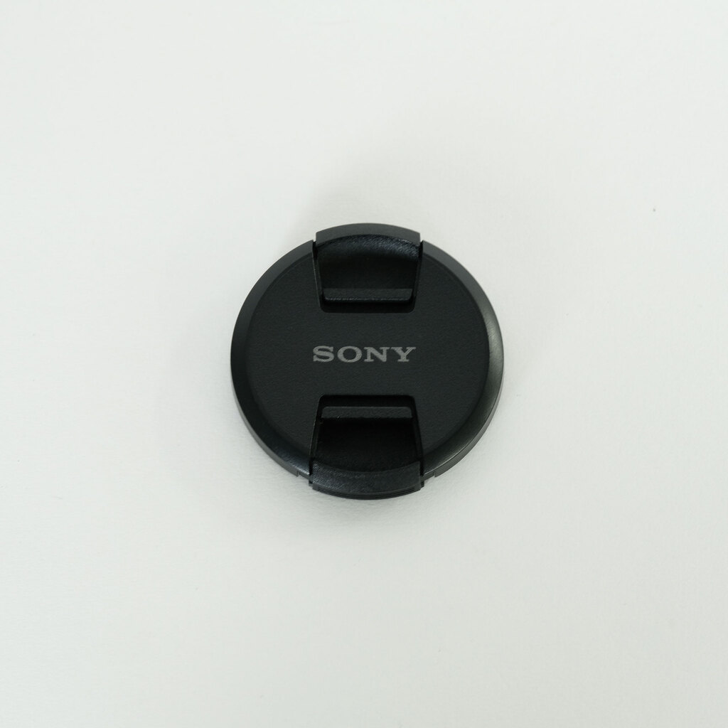 SONY E 18-135mm F3.5-5.6 OSS SEL18135