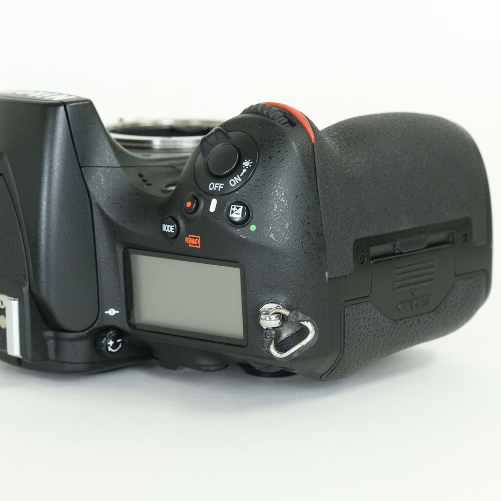Nikon D810