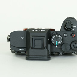 SONY α7 IV(ILCE-7M4) SONY α7 IV(ILCE-7M4)