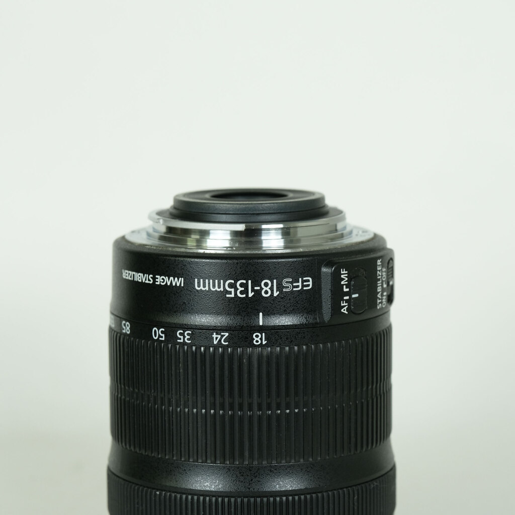 Canon EF-S18-135mm F3.5-5.6 IS STM