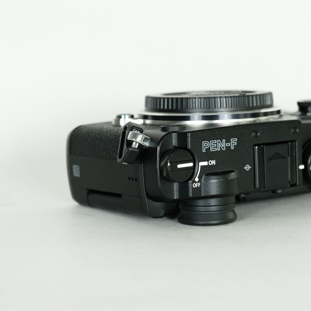 OLYMPUS PEN-F OLYMPUS PEN-F