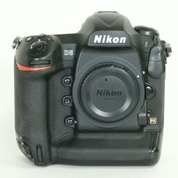 Nikon D5