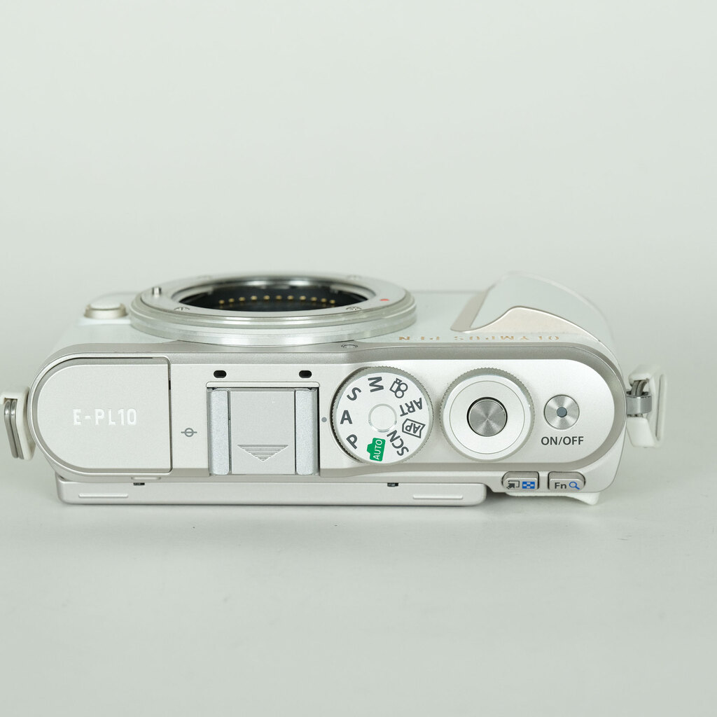 OLYMPUS PEN E-PL10 OLYMPUS PEN E-PL10