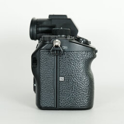 SONY α7 III（ILCE-7M3）