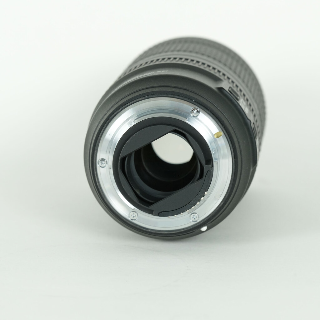 Nikon AF-P NIKKOR 70-300mm f/4.5-5.6E ED VR Nikon AF-P NIKKOR 70-300mm f/4.5-5.6E ED VR