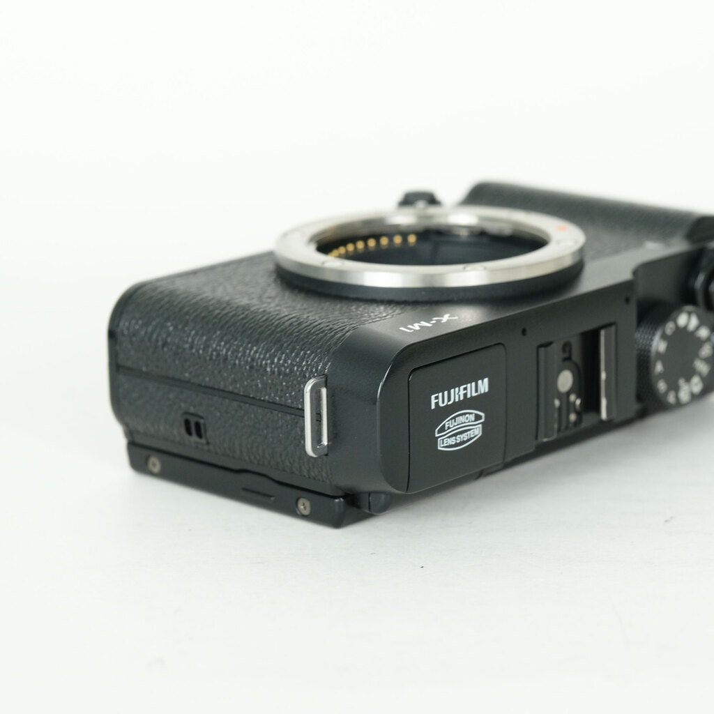 FUJIFILM X-M1 ボディ ブラックの出品 | ONE SCENE（ワンシーン）