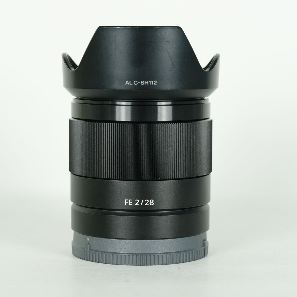 SONY FE 28mm F2 SEL28F20の出品 | ONE SCENE（ワンシーン）