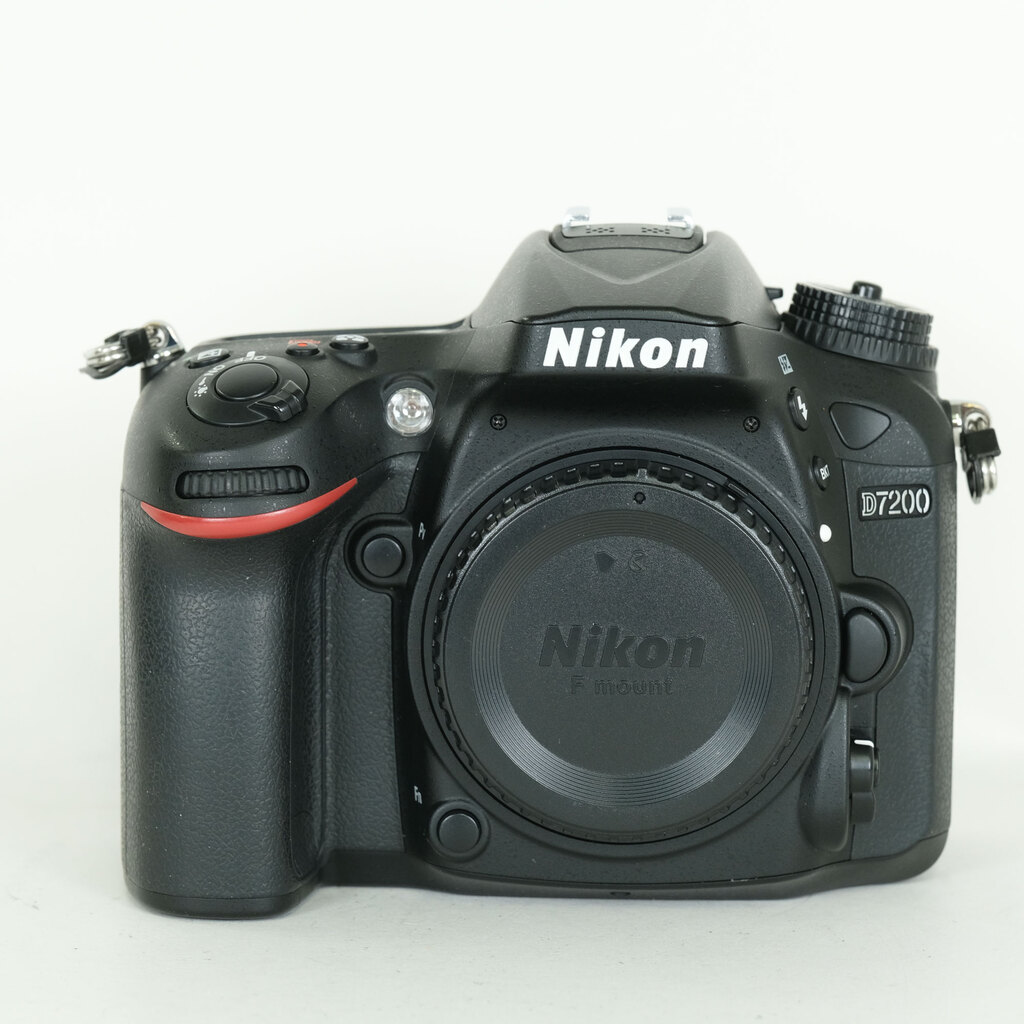 Nikon D7200