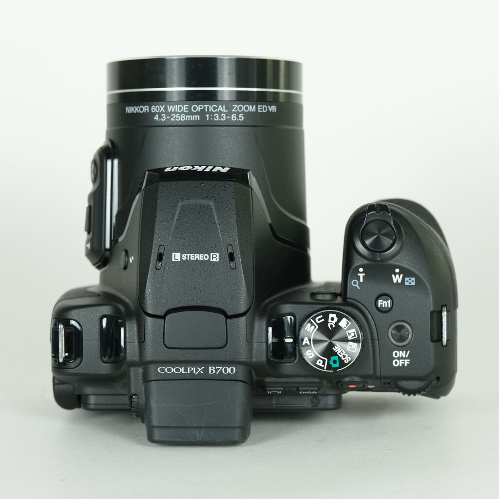 Nikon COOLPIX B700 ブラック