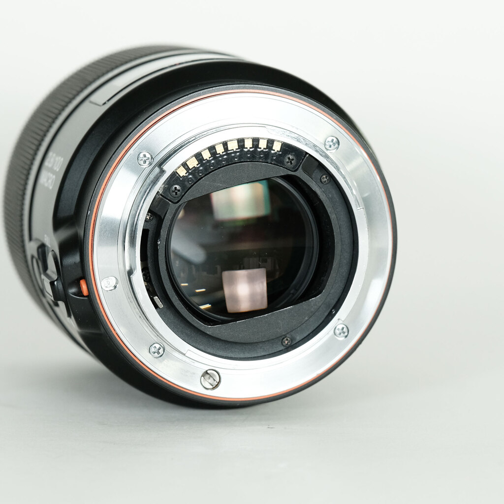 SONY 100mm F2.8 マクロ SAL100M28(ソニーA用) SONY 100mm F2.8 マクロ SAL100M28(ソニーA用)