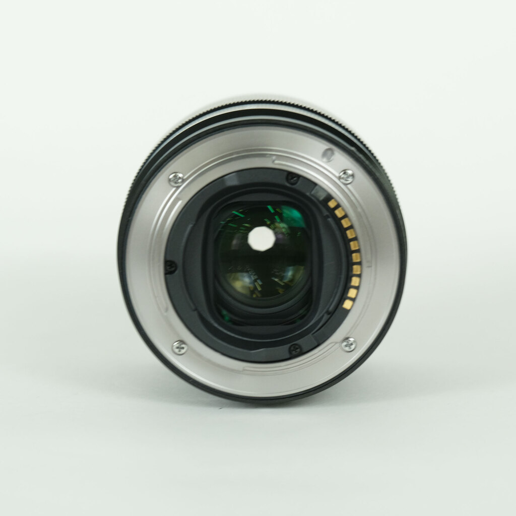 【美品】SONY FE35mm F1.8 SEL35F18F純正フード　キャップ SONY FE 35mm F1.8 SEL35F18Fの出品 | ONE SCENE（ワンシーン）