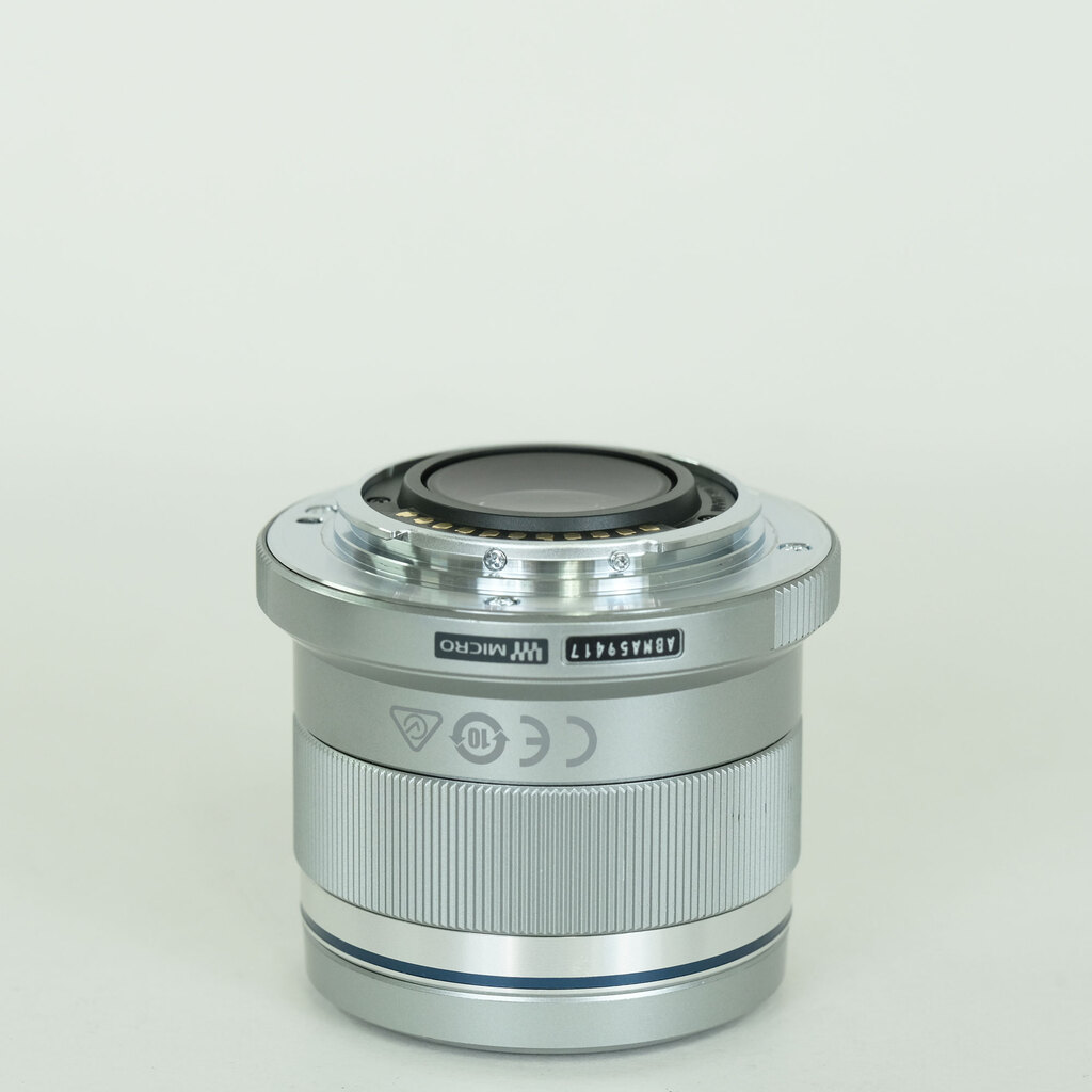 OLYMPUS M.ZUIKO DIGITAL 45mm F1.8