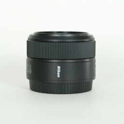 Nikon NIKKOR Z 40mm f/2 Nikon NIKKOR Z 40mm f/2