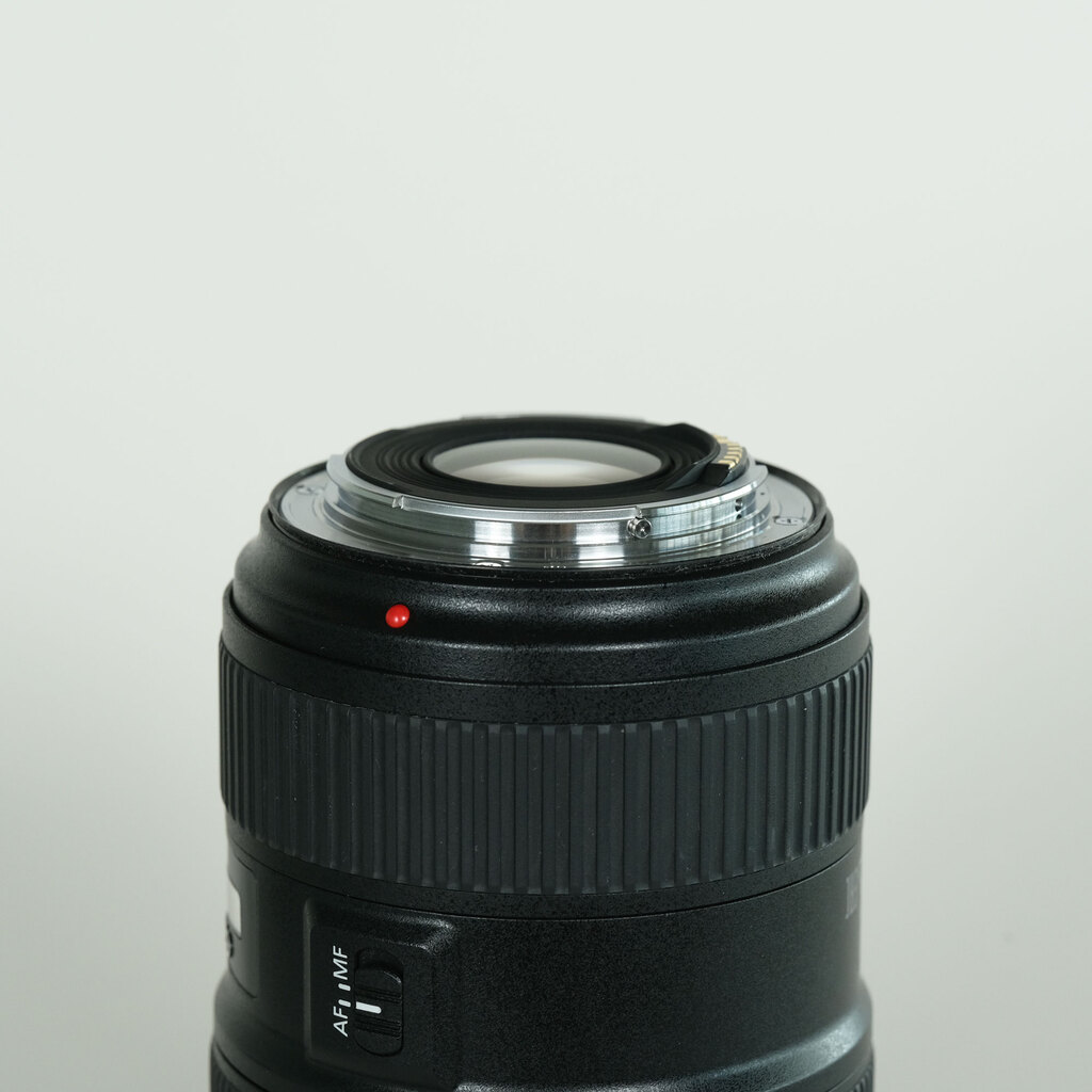 Canon EF16-35mm F2.8L III USM Canon EF16-35mm F2.8L III USM