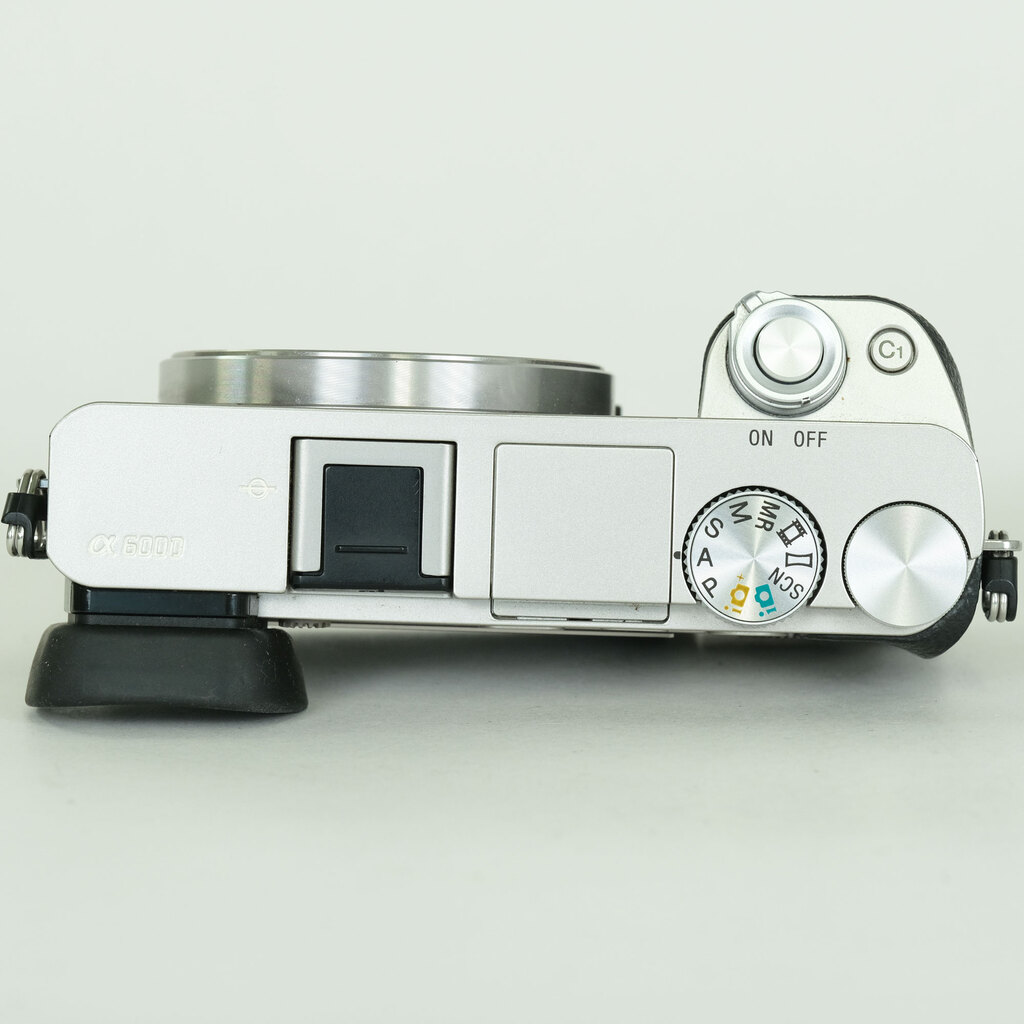 SONY α6000（ILCE-6000）