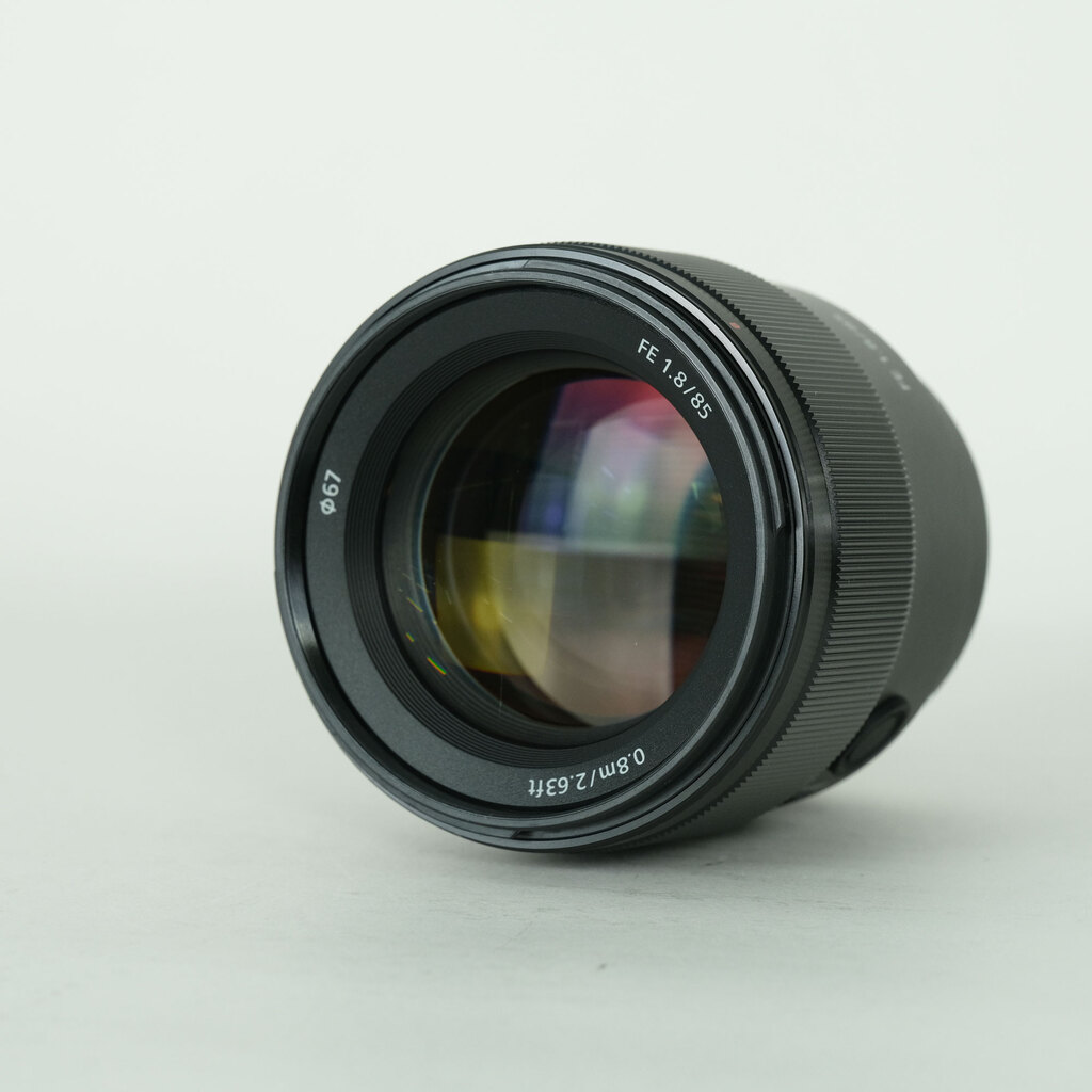 【値下げはコメントからお願いします】 出品　SEL85F18 SONY FE 85mm F1.8 SEL85F18の出品 | ONE SCENE（ワンシーン）