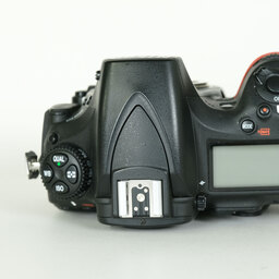 Nikon D810