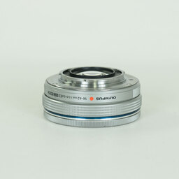 OLYMPUS M.ZUIKO DIGITAL ED 14-42mm F3.5-5.6 EZ シルバー