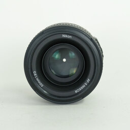 Nikon AF-S NIKKOR 50mm f/1.8G Nikon AF-S NIKKOR 50mm f/1.8G