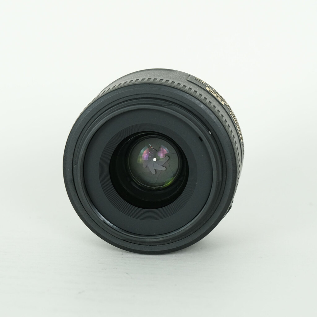 Nikon AF-S DX NIKKOR 35mm f/1.8Gの出品 | ONE SCENE（ワンシーン）