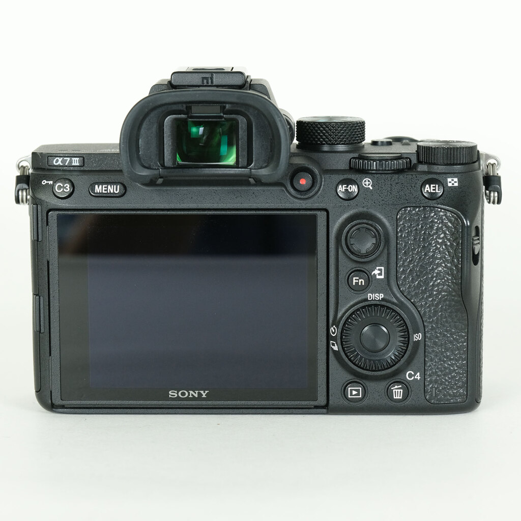 SONY α7 III(ILCE-7M3) SONY α7 III(ILCE-7M3)