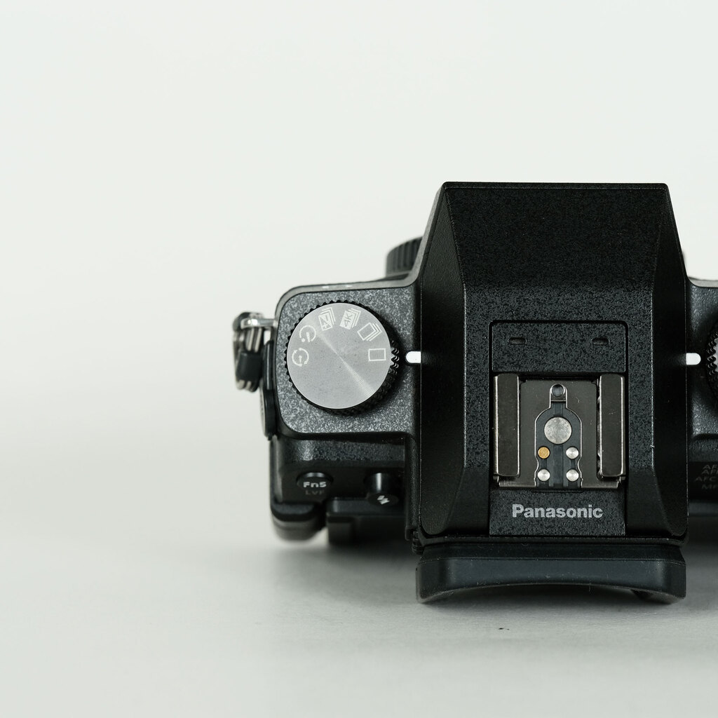 Panasonic LUMIX DMC-G7 ボディ