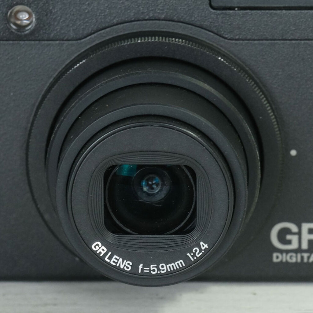 RICOH GR DIGITAL II