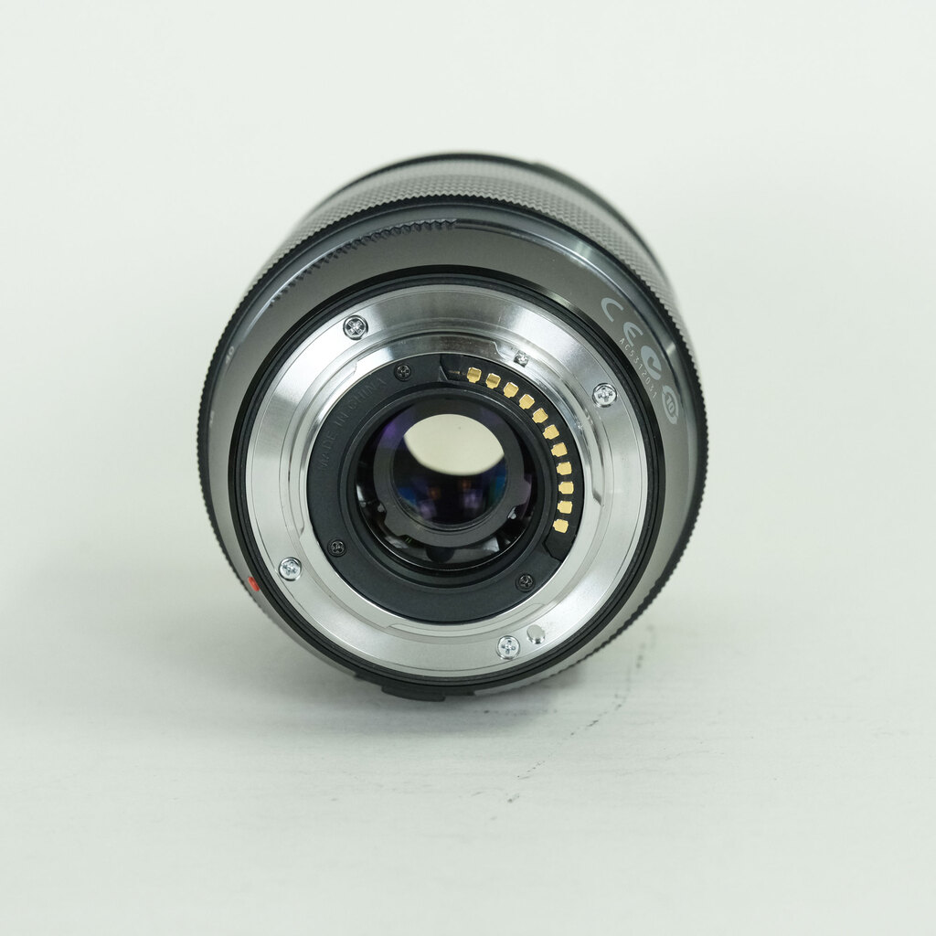 OLYMPUS M.ZUIKO DIGITAL ED 12-40mm F2.8 PRO OLYMPUS M.ZUIKO DIGITAL ED 12-40mm F2.8 PRO