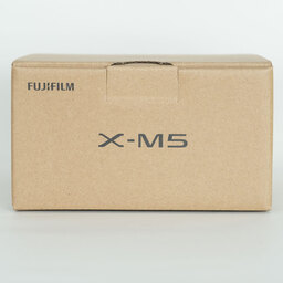 FUJIFILM X-M5