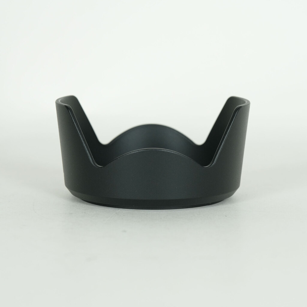 SONY E 18-135mm F3.5-5.6 OSS SEL18135