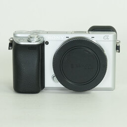 SONY α6400(ILCE-6400) SONY α6400(ILCE-6400)