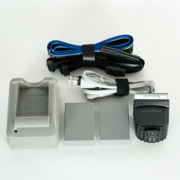 OLYMPUS OM-D E-M5 Mark III