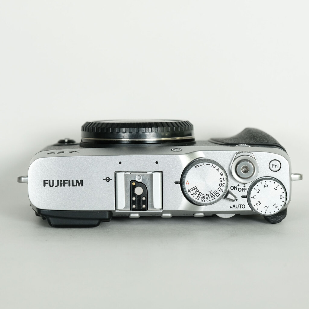 FUJIFILM X-E3