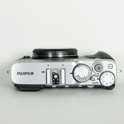 FUJIFILM X-E3
