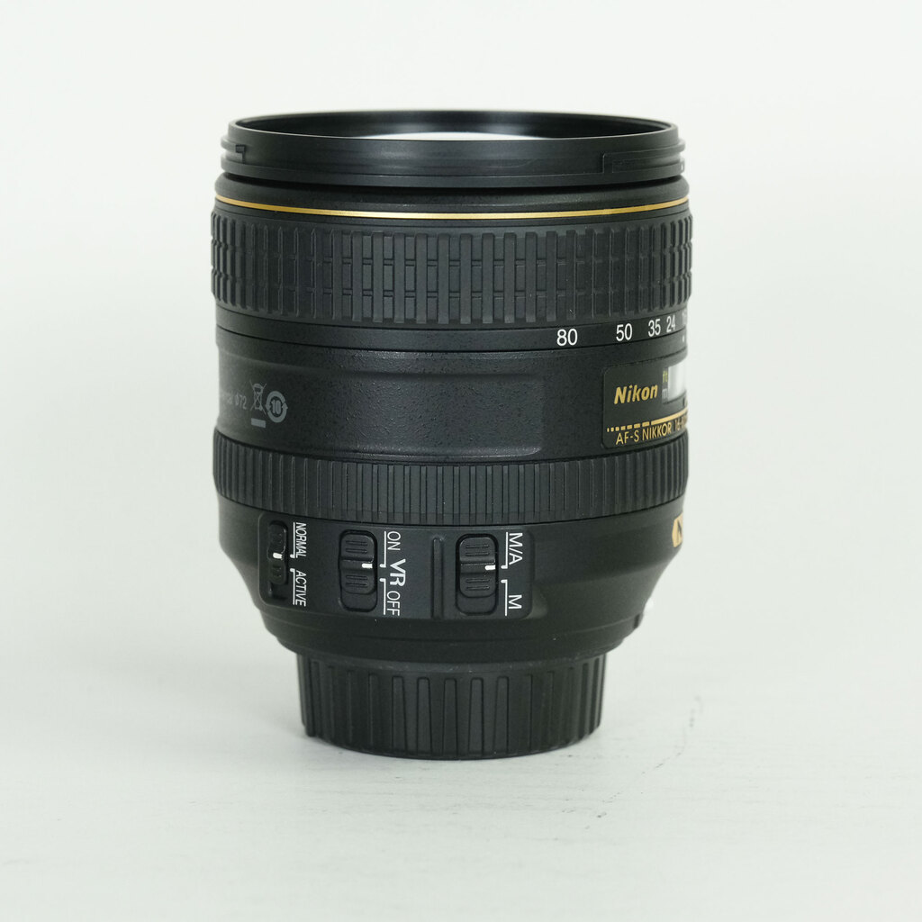 Nikon AF-S DX NIKKOR 16-80mm f/2.8-4E ED VR Nikon AF-S DX NIKKOR 16-80mm f/2.8-4E ED VR