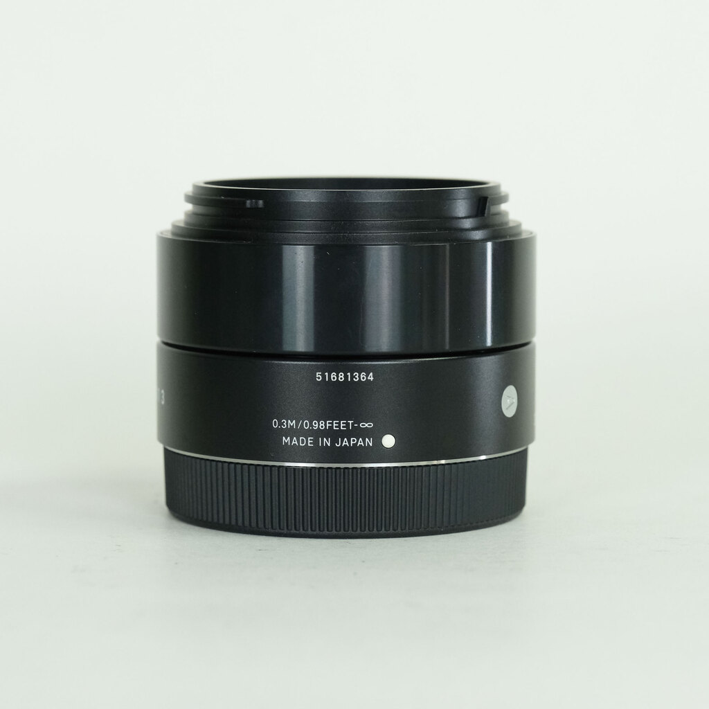 SIGMA A 30mm F2.8 DN (ソニーE用)ブラック