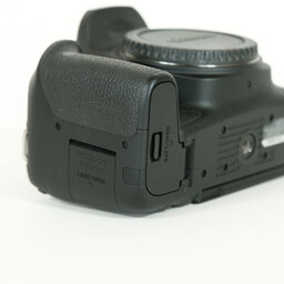 Canon EOS 9000D