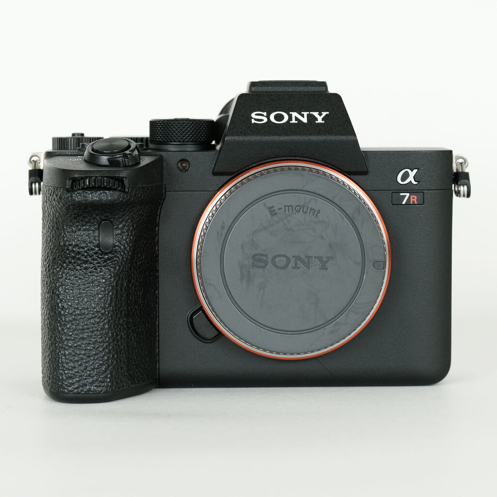 SONY α7RIV ボディ ILCE-7RM4A   【後期モデル 液晶下部にSONYロゴなし】